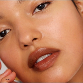 Signature Lip Lightweight Lipstick 2