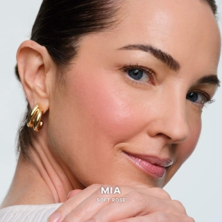 (Mia) SuperSuede Powder Blush 2