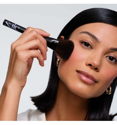 The Powder Blush Brush