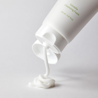 Centella Cleansing Foam 2