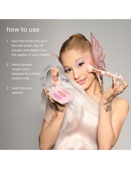 *SOBRE PEDIDO* Wicked Cherry Blossom Blush Brush *SOBRE PEDIDO* Wicked Cherry Blossom Blush Brush