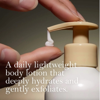 *SOBRE PEDIDO* Carea Cream Moisturizing + Softening Body Lotion 2