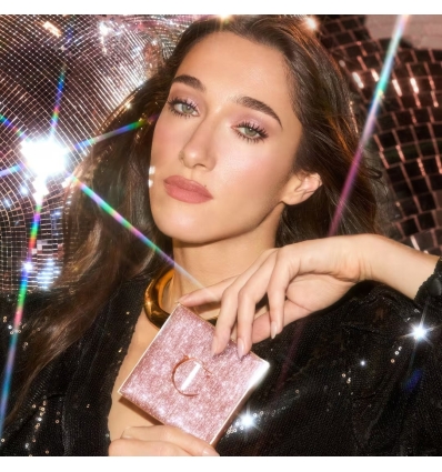 (Pretty, Glowing Beauty) Hollywood Instant Look In a Palette