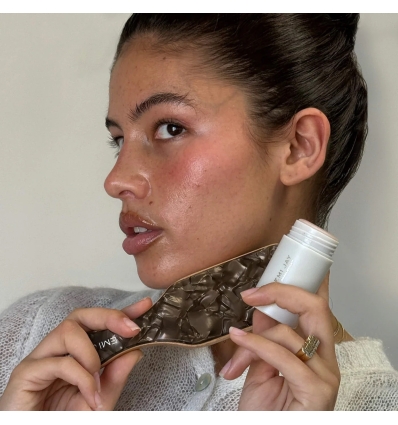 *SOBRER PEDIDO* Mini Boar Bristle Smoothing Hair Brush in Toasted Sugar