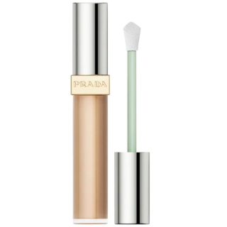 *SOBRE PEDIDO* (MN4) Micro-Correcting Blurring Concealer